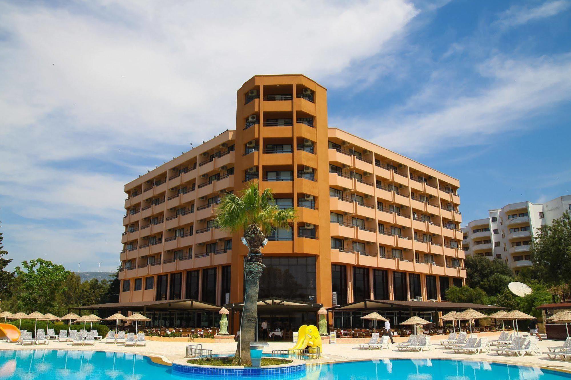 The Holiday Resort Ντιντίμ Εξωτερικό φωτογραφία