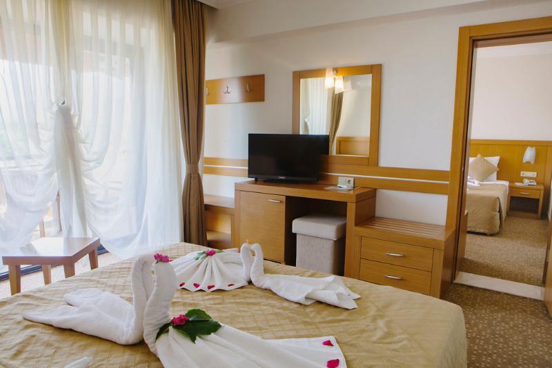 The Holiday Resort Ντιντίμ Εξωτερικό φωτογραφία